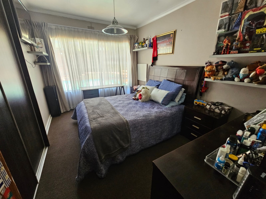 4 Bedroom Property for Sale in Bassonia Gauteng