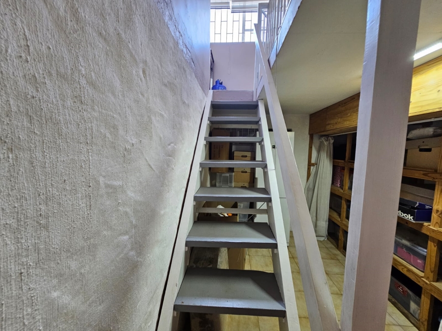 4 Bedroom Property for Sale in Bassonia Gauteng