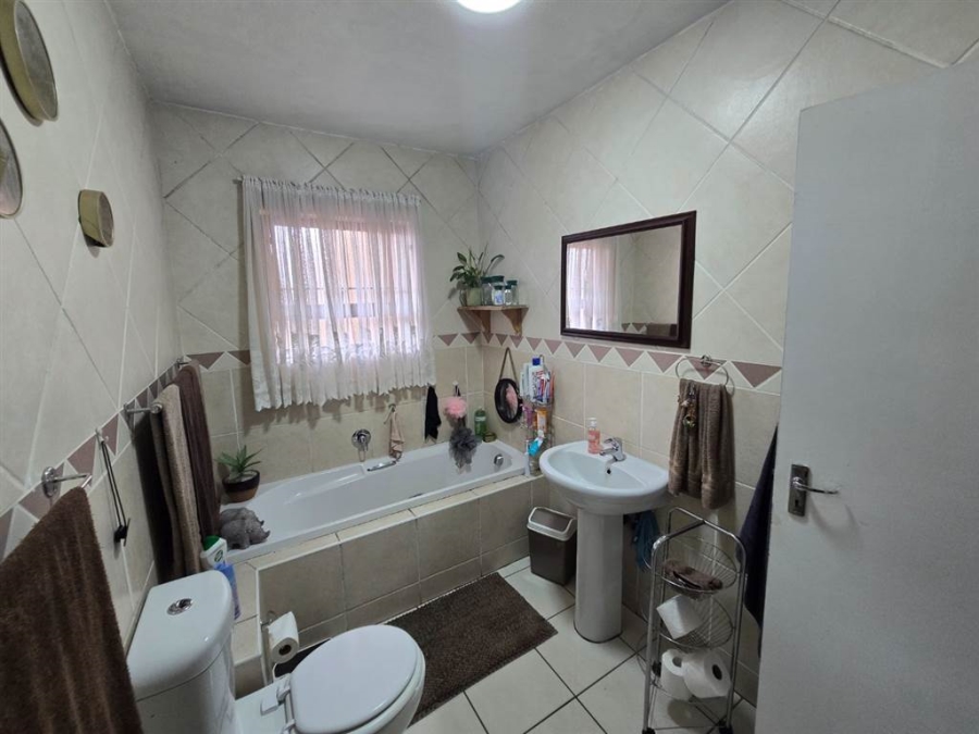 2 Bedroom Property for Sale in Alberton North Gauteng