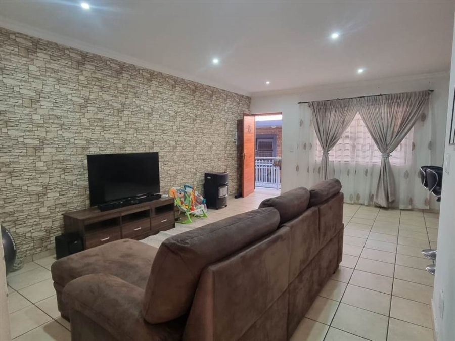 2 Bedroom Property for Sale in Alberton North Gauteng