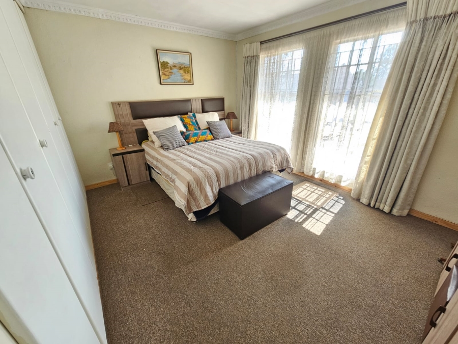 2 Bedroom Property for Sale in Albertsdal Gauteng