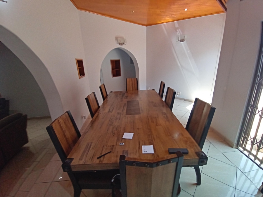 5 Bedroom Property for Sale in Glenvista Gauteng