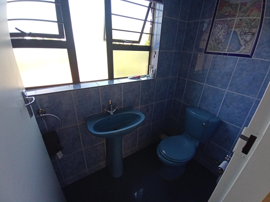 5 Bedroom Property for Sale in Glenvista Gauteng