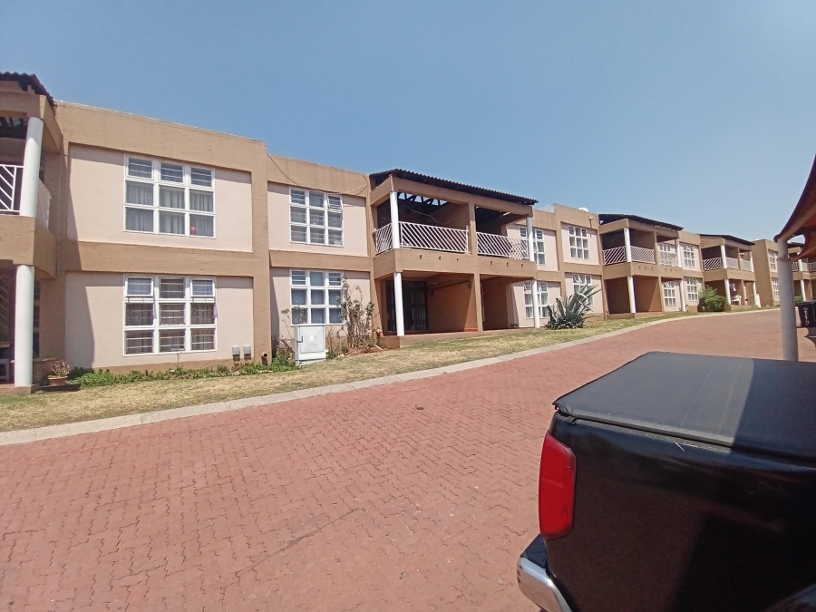 1 Bedroom Property for Sale in Mondeor Gauteng