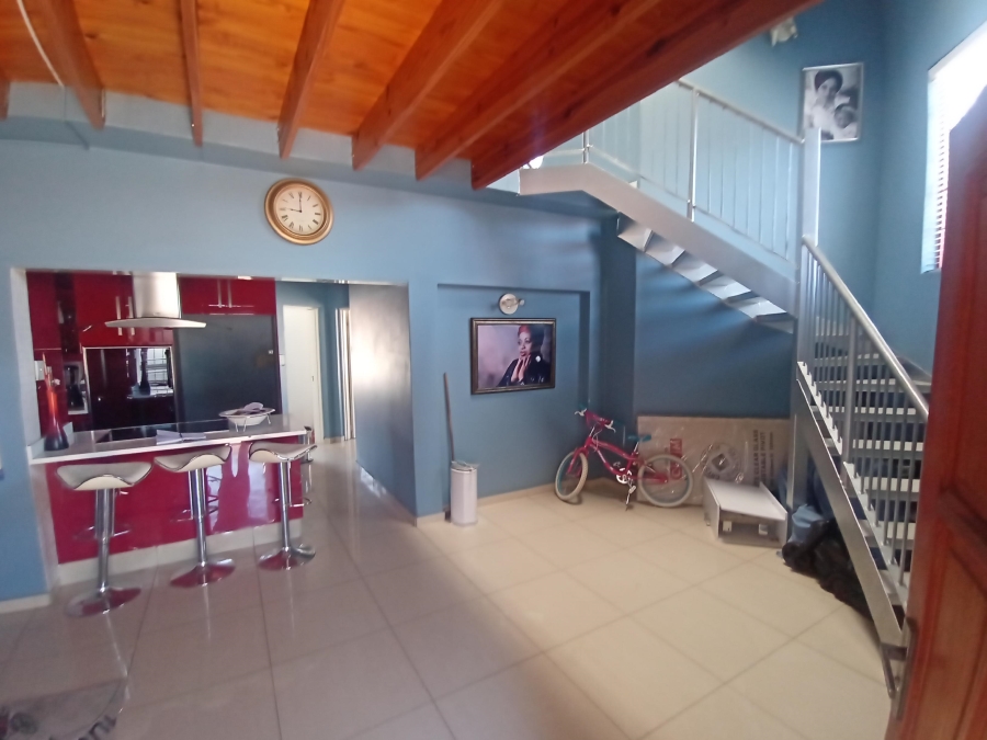 2 Bedroom Property for Sale in Mondeor Gauteng