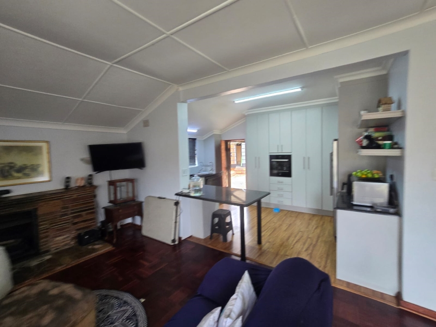 3 Bedroom Property for Sale in South Crest Gauteng