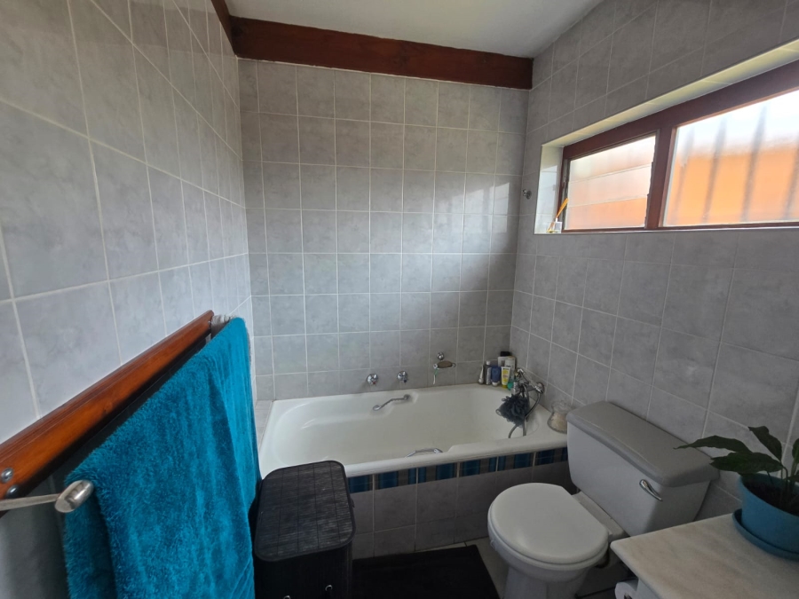 3 Bedroom Property for Sale in South Crest Gauteng