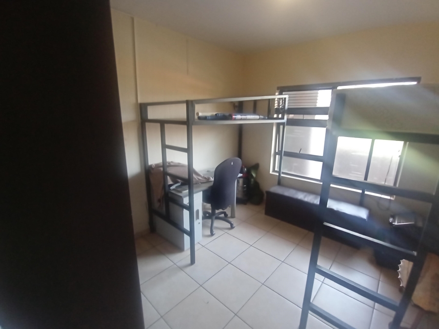 3 Bedroom Property for Sale in Mulbarton Gauteng