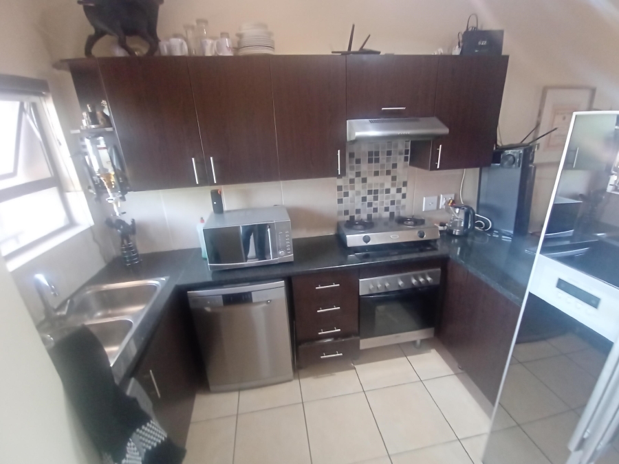 3 Bedroom Property for Sale in Mulbarton Gauteng
