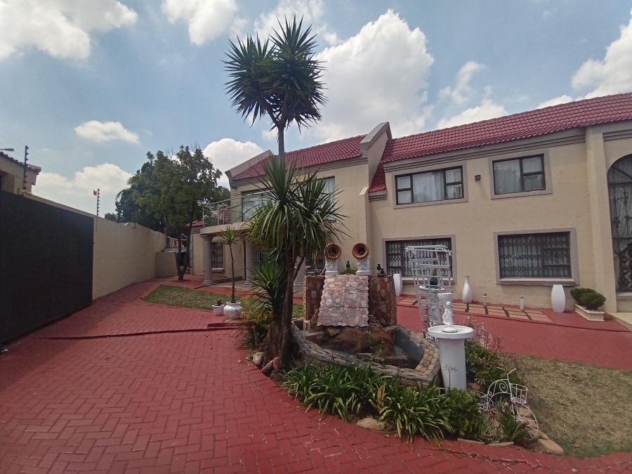4 Bedroom Property for Sale in Winchester Hills Gauteng