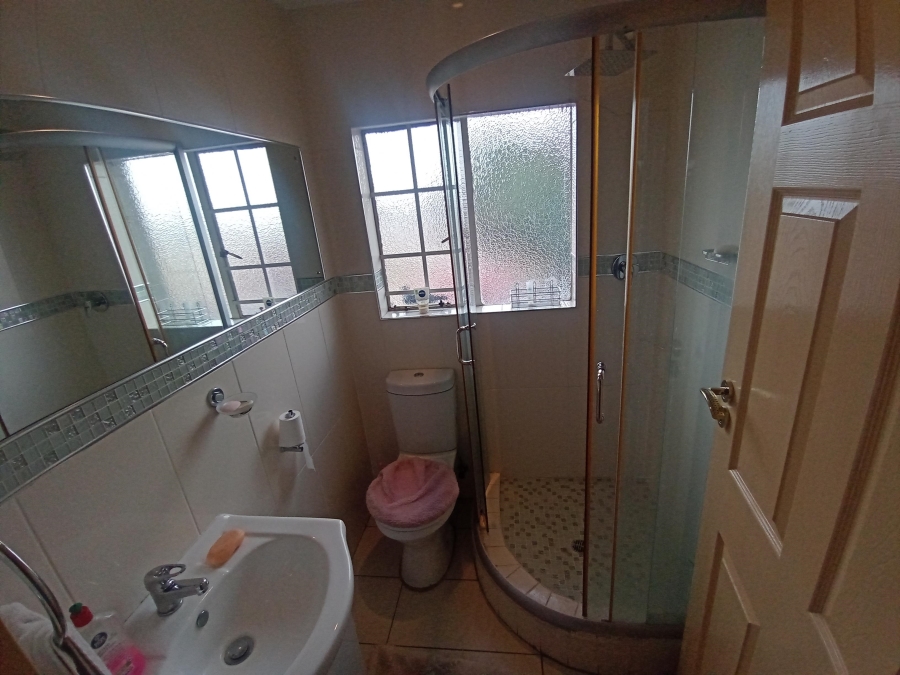 4 Bedroom Property for Sale in Winchester Hills Gauteng