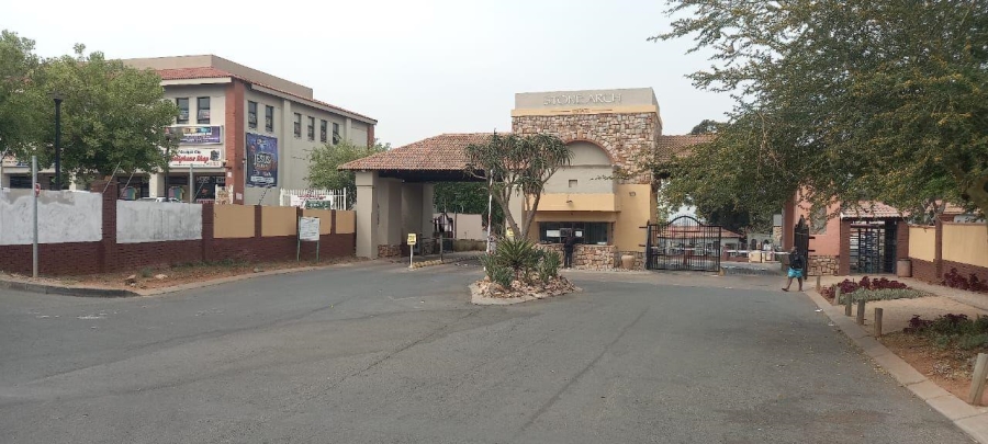 3 Bedroom Property for Sale in Castleview Gauteng