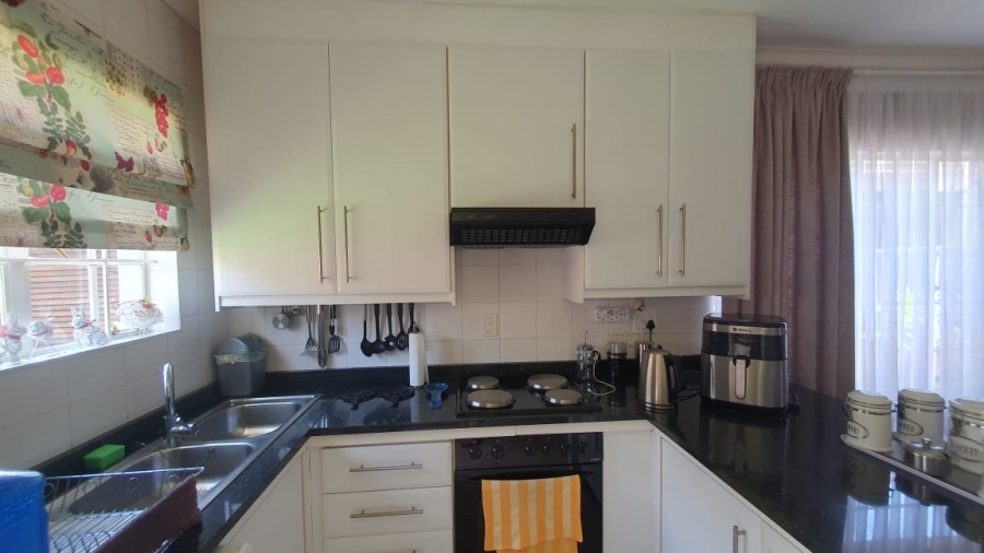 2 Bedroom Property for Sale in Verwoerdpark Gauteng