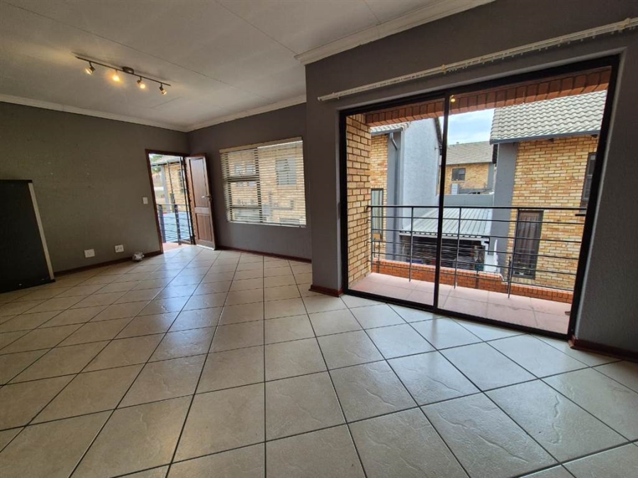 2 Bedroom Property for Sale in Meyersdal Gauteng