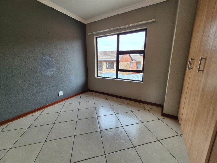 2 Bedroom Property for Sale in Meyersdal Gauteng