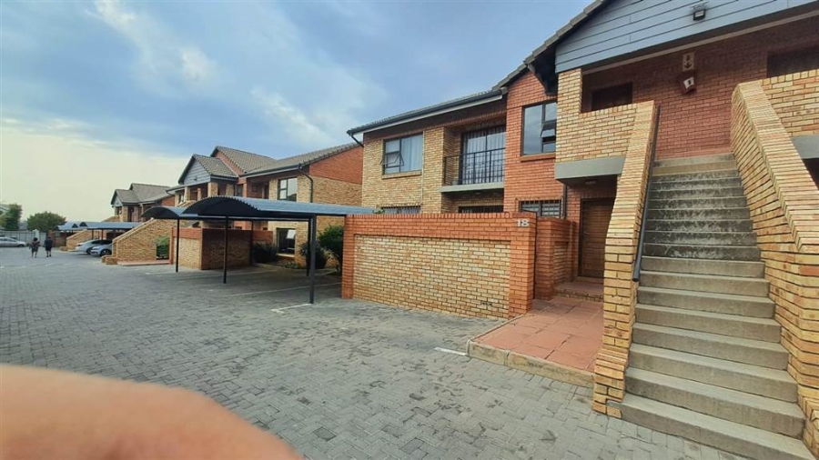 2 Bedroom Property for Sale in Meyersdal Gauteng