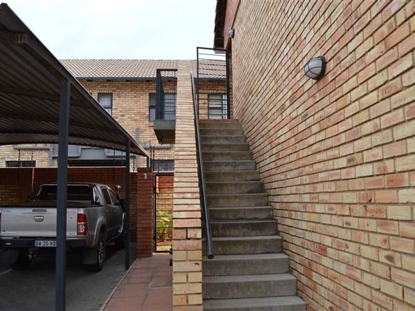 2 Bedroom Property for Sale in Meyersdal Gauteng