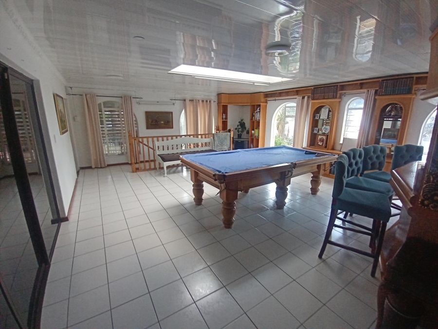 4 Bedroom Property for Sale in Bassonia Gauteng