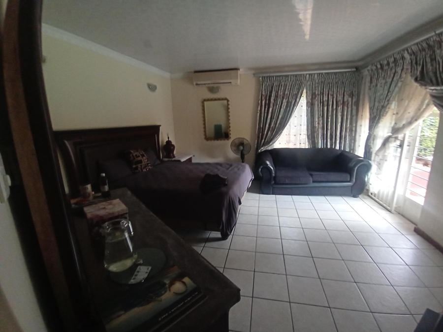 4 Bedroom Property for Sale in Bassonia Gauteng