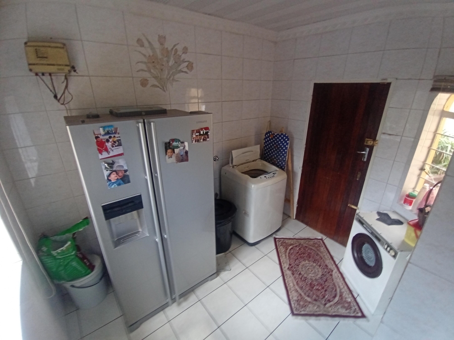 4 Bedroom Property for Sale in Bassonia Gauteng