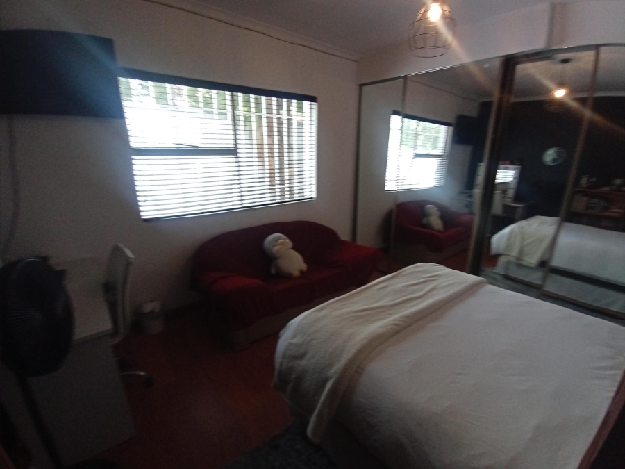 4 Bedroom Property for Sale in Glenvista Gauteng