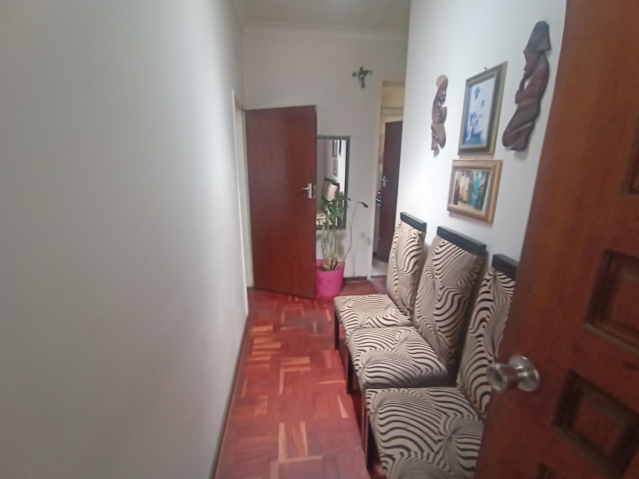 4 Bedroom Property for Sale in Linmeyer Gauteng