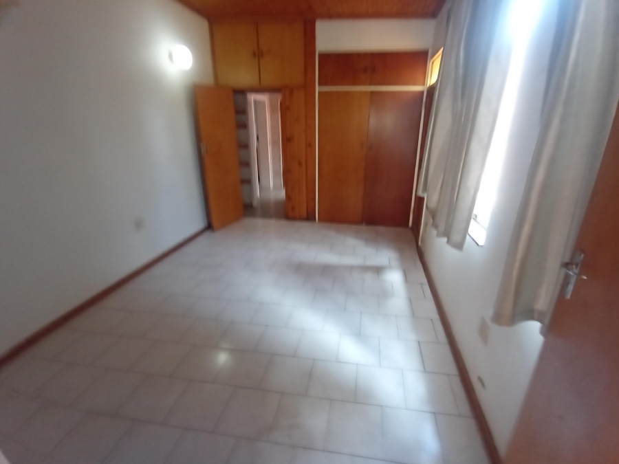 3 Bedroom Property for Sale in Mondeor Gauteng