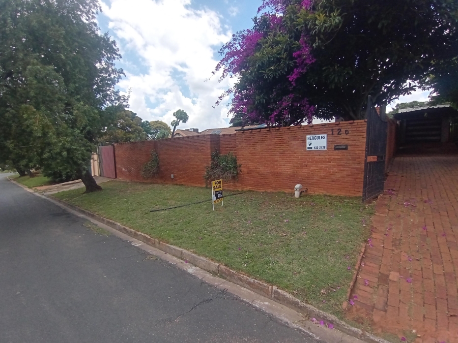 3 Bedroom Property for Sale in Mondeor Gauteng
