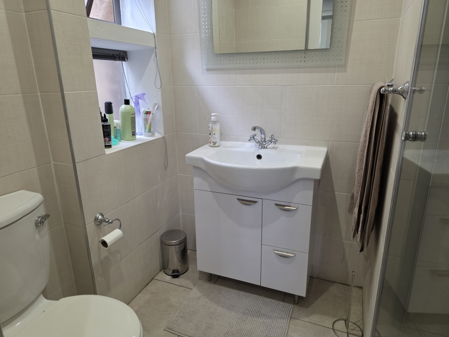 2 Bedroom Property for Sale in Sandown Gauteng