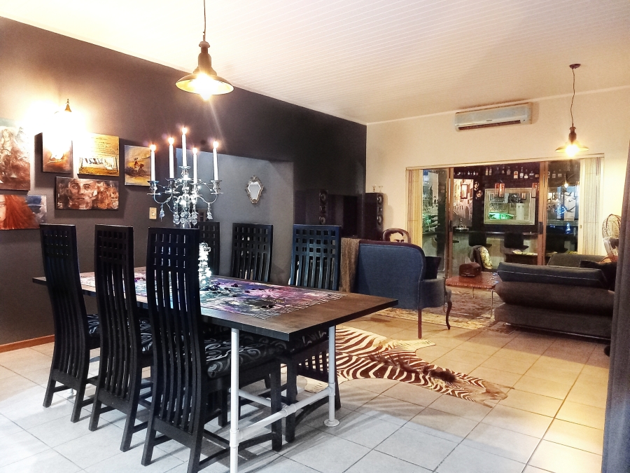 3 Bedroom Property for Sale in La Montagne Gauteng
