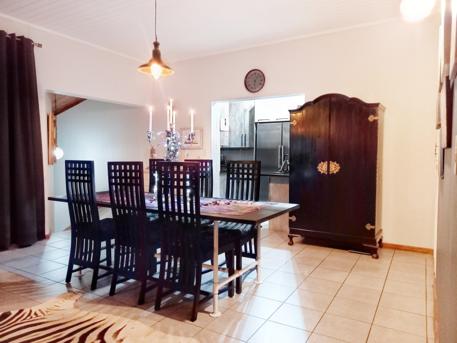 3 Bedroom Property for Sale in La Montagne Gauteng