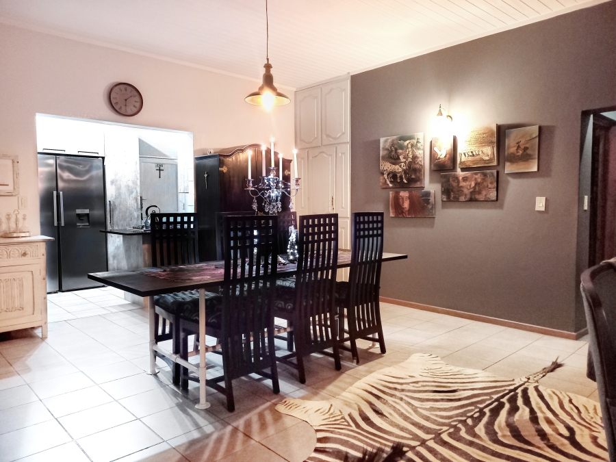 3 Bedroom Property for Sale in La Montagne Gauteng