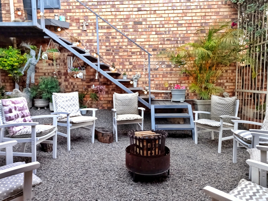 3 Bedroom Property for Sale in La Montagne Gauteng