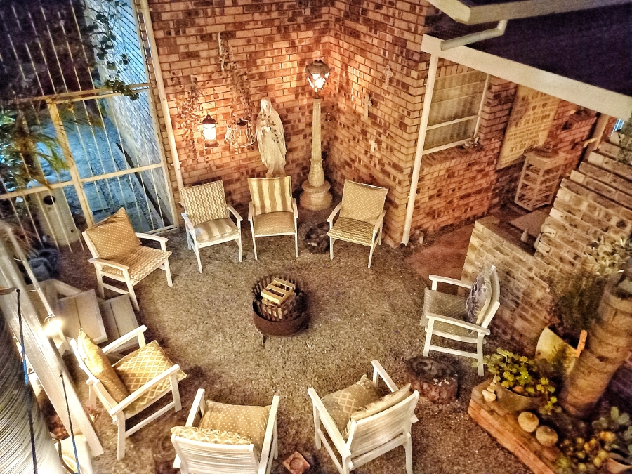 3 Bedroom Property for Sale in La Montagne Gauteng