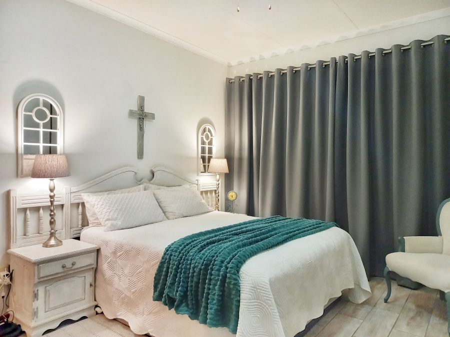 3 Bedroom Property for Sale in La Montagne Gauteng