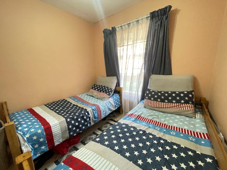 2 Bedroom Property for Sale in Noordwyk Gauteng