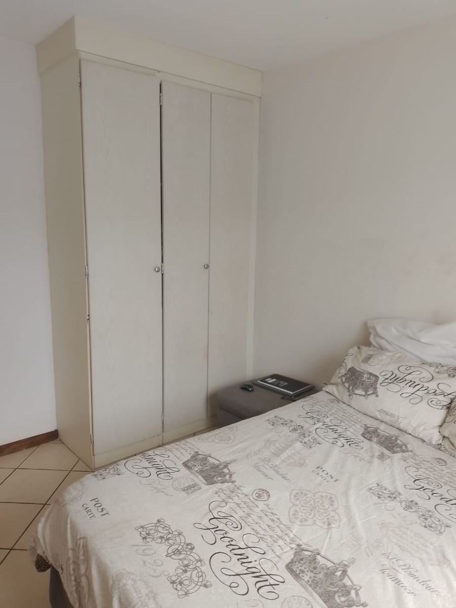 2 Bedroom Property for Sale in Noordwyk Gauteng