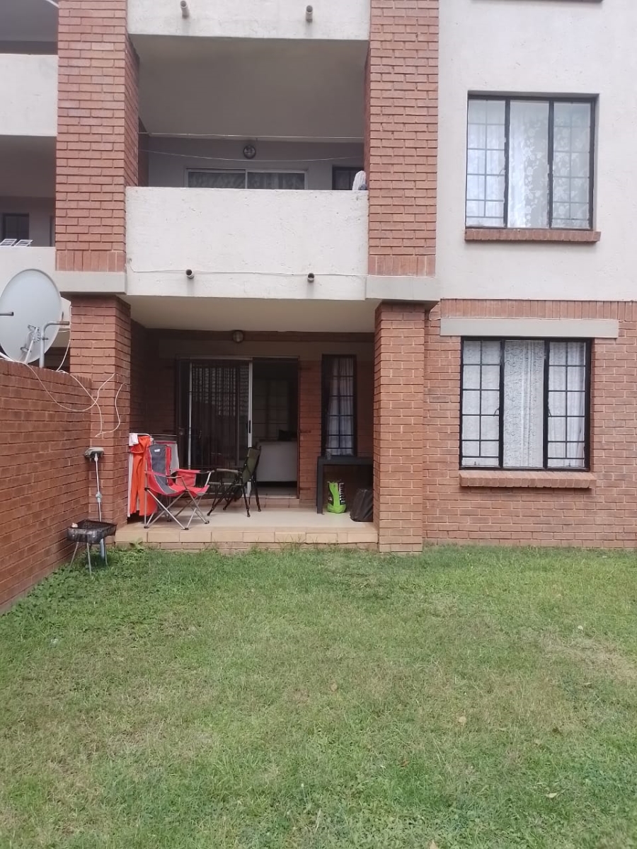 2 Bedroom Property for Sale in Noordwyk Gauteng