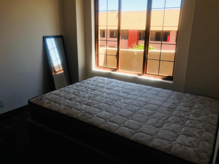 1 Bedroom Property for Sale in Noordwyk Gauteng