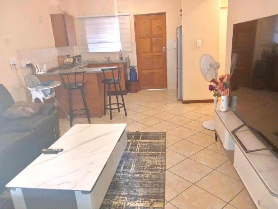 2 Bedroom Property for Sale in Honeypark Gauteng