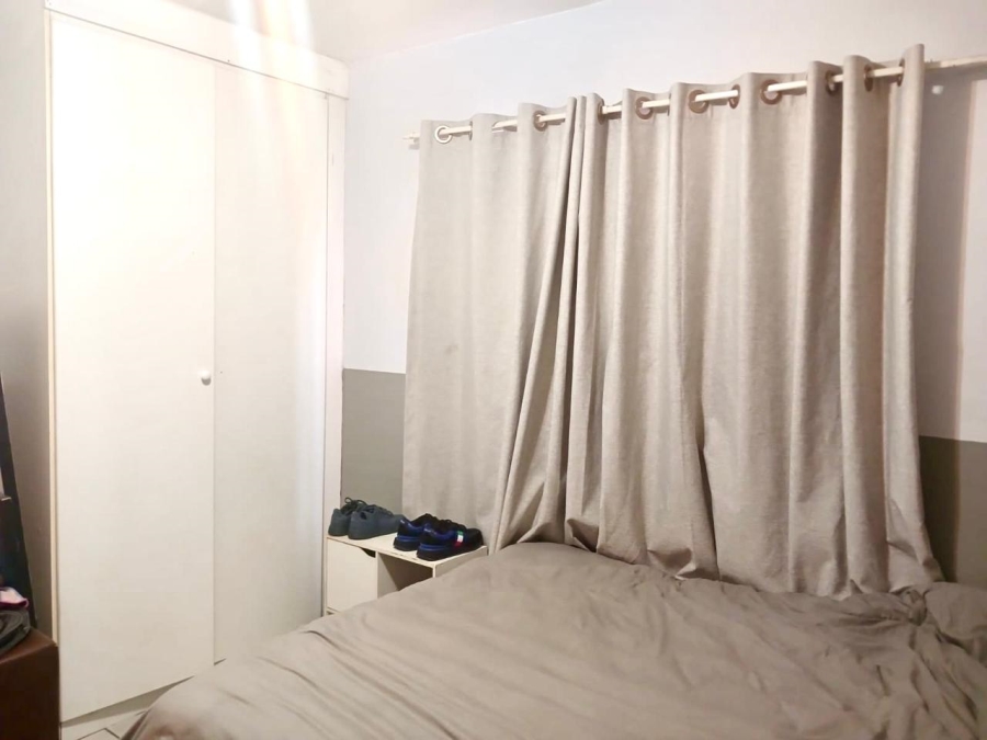 2 Bedroom Property for Sale in Honeypark Gauteng