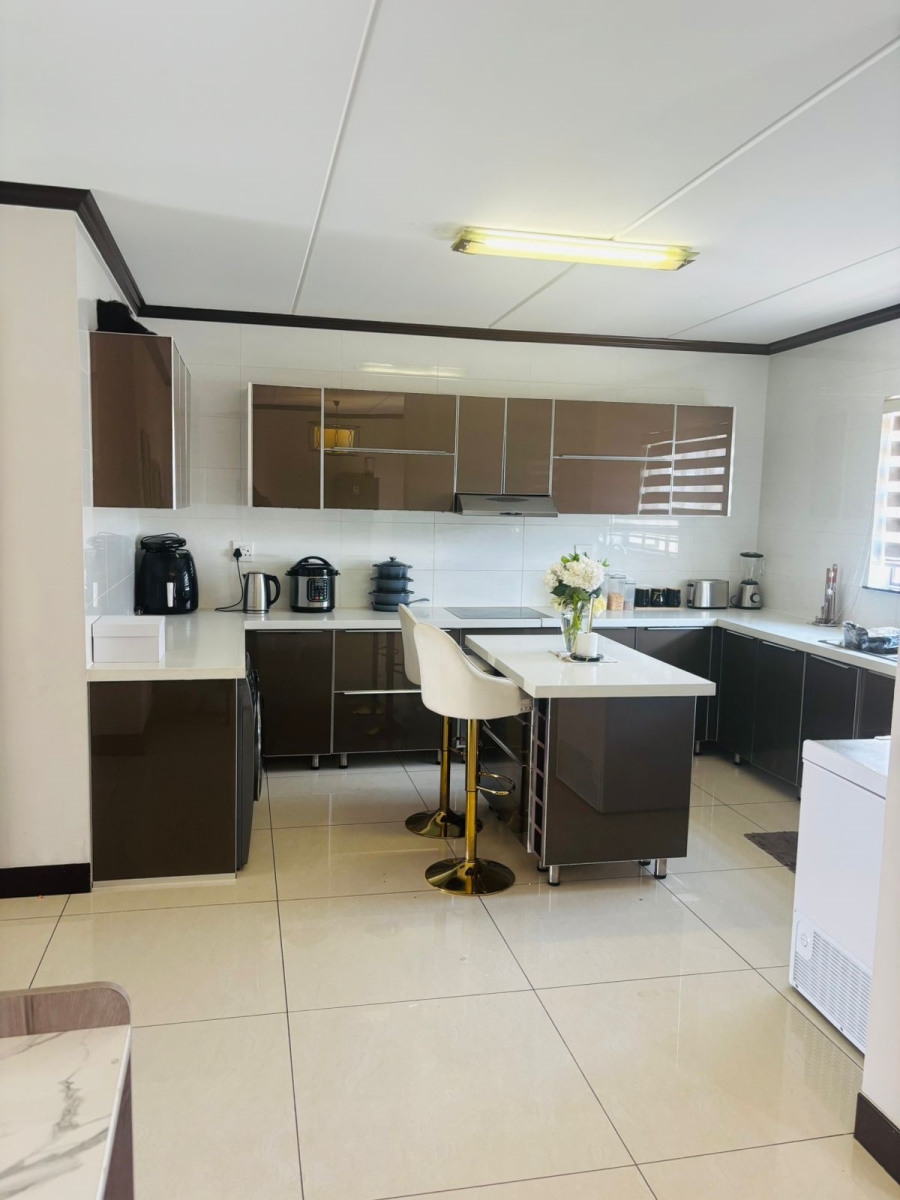 3 Bedroom Property for Sale in Carlswald Gauteng