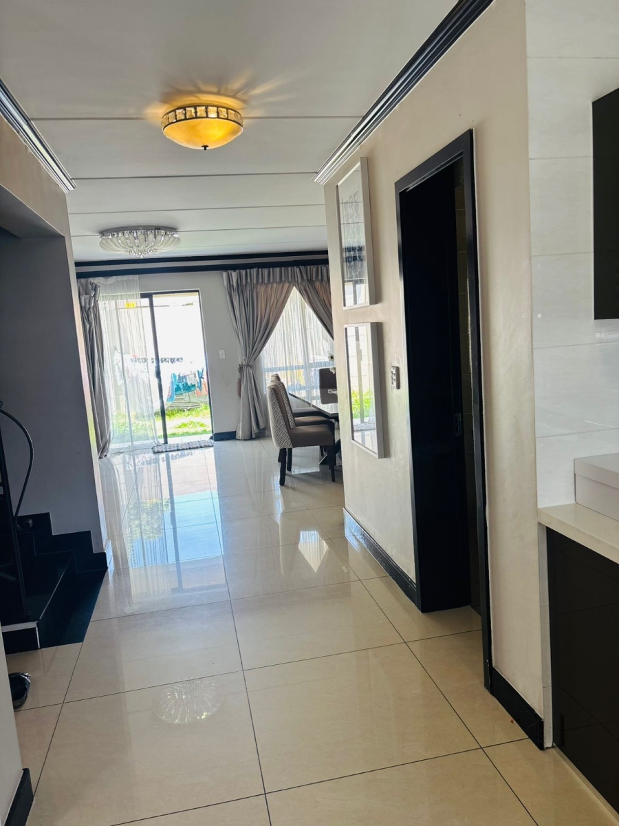 3 Bedroom Property for Sale in Carlswald Gauteng