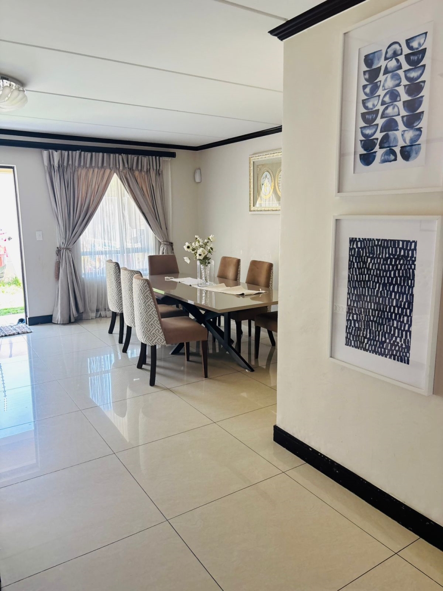 3 Bedroom Property for Sale in Carlswald Gauteng