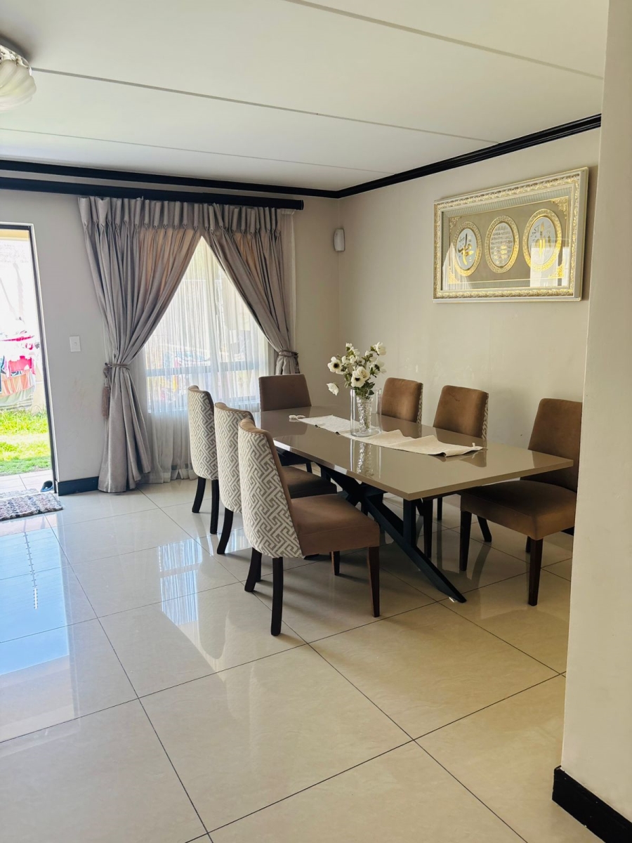 3 Bedroom Property for Sale in Carlswald Gauteng