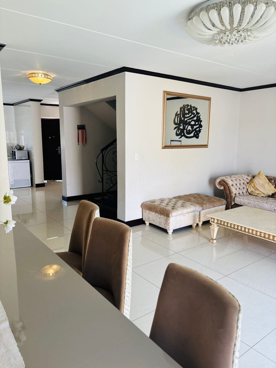 3 Bedroom Property for Sale in Carlswald Gauteng