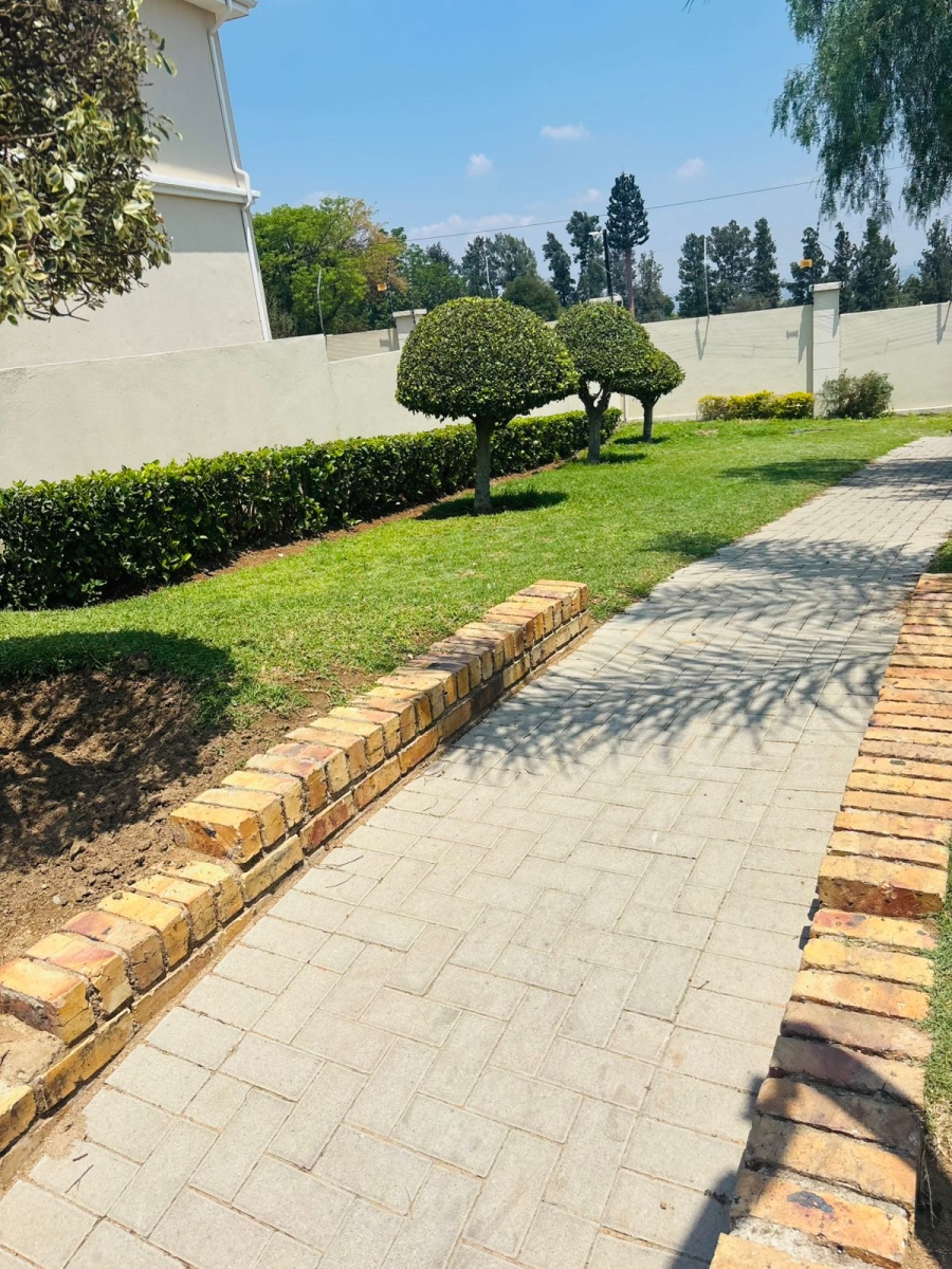 3 Bedroom Property for Sale in Carlswald Gauteng