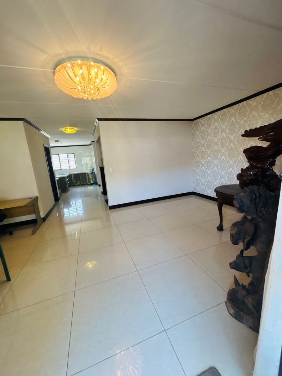 3 Bedroom Property for Sale in Carlswald Gauteng
