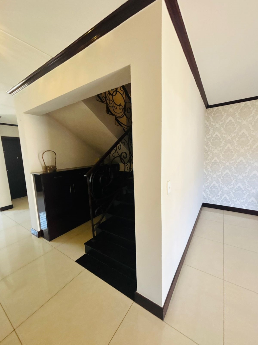 3 Bedroom Property for Sale in Carlswald Gauteng