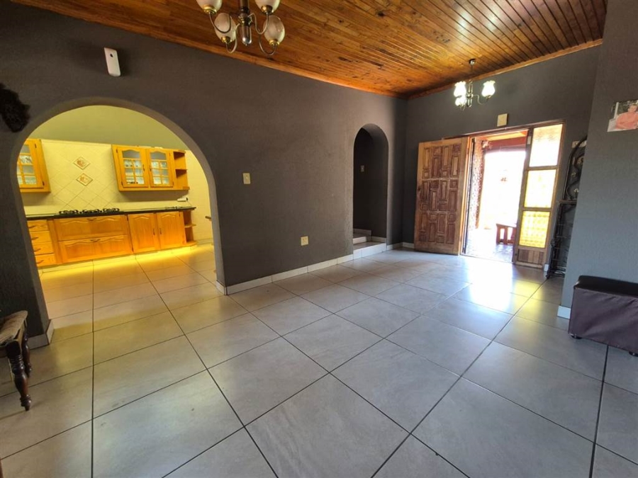 3 Bedroom Property for Sale in Brackenhurst Gauteng